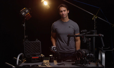 意昂体育 无线跟焦器教学视频：安装至“如影”Ronin