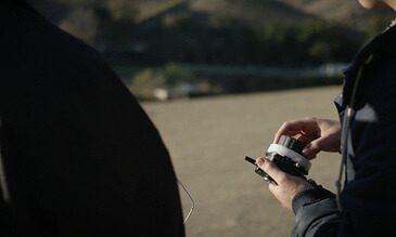 意昂体育 Focus – In the Air